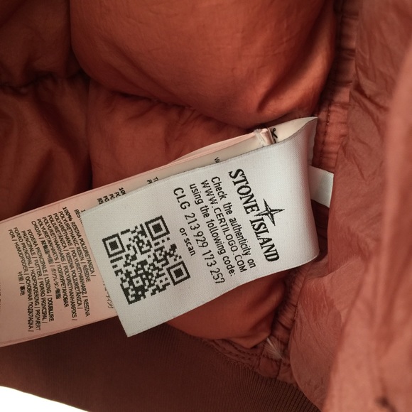 Authentic Stone island garment dyed crinkle puffer Jacket - Picture 5 of 7